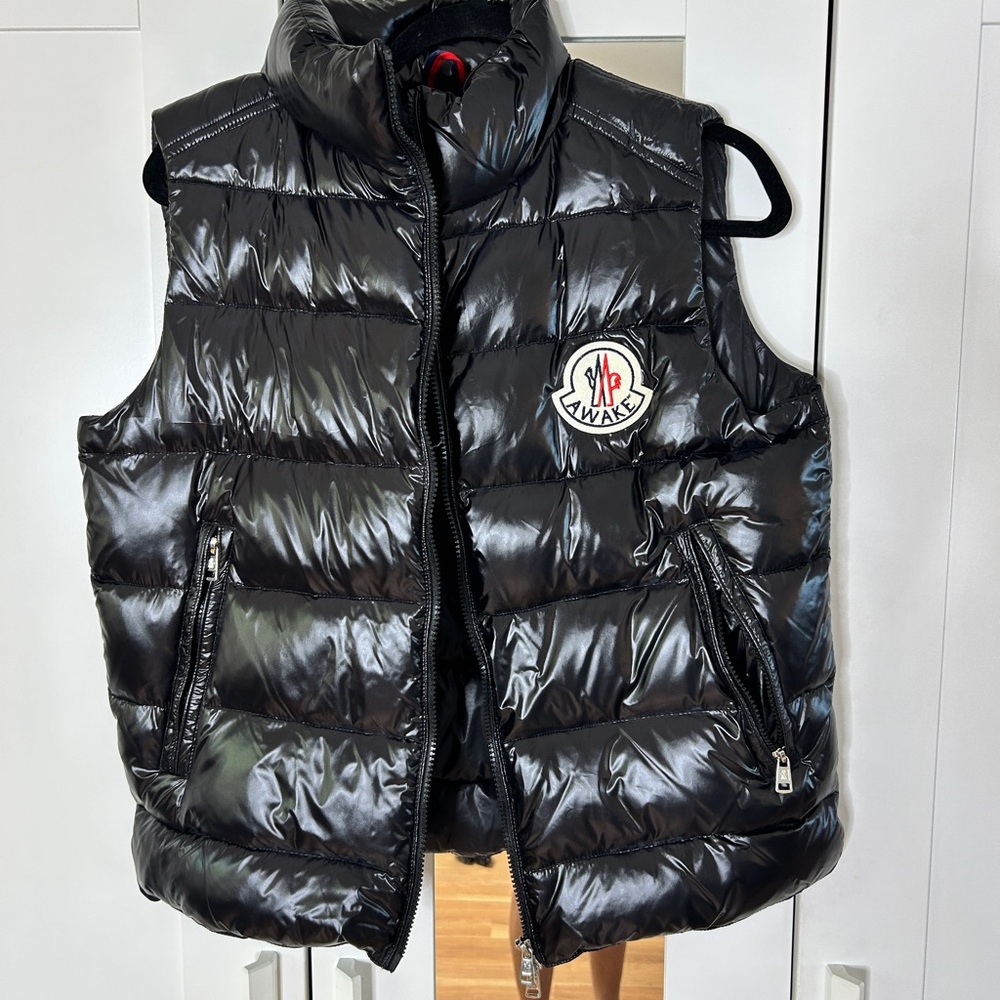 Moncler vest black size 1